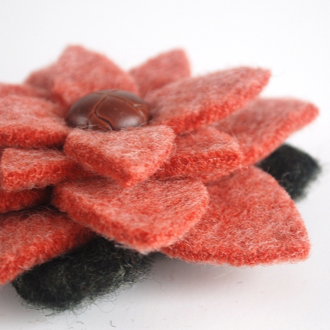 Lambswool Mango Anemone - Reclaimed Wool Flower Pin