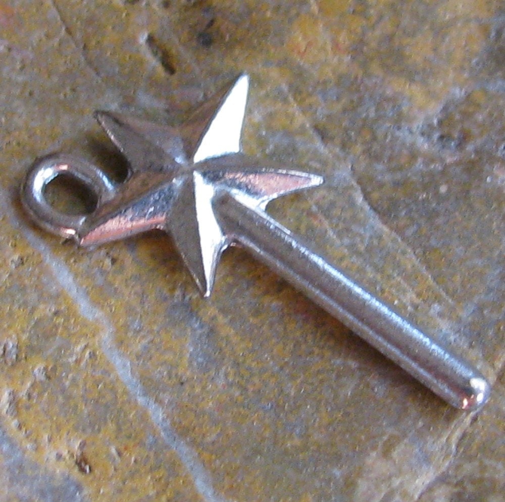 6 Antique Silver Fairy Wand Charm Jewelry Findings 1188