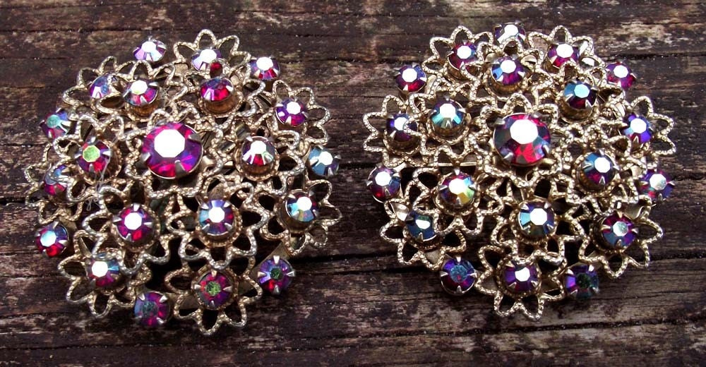 Vintage Clip On Earrings