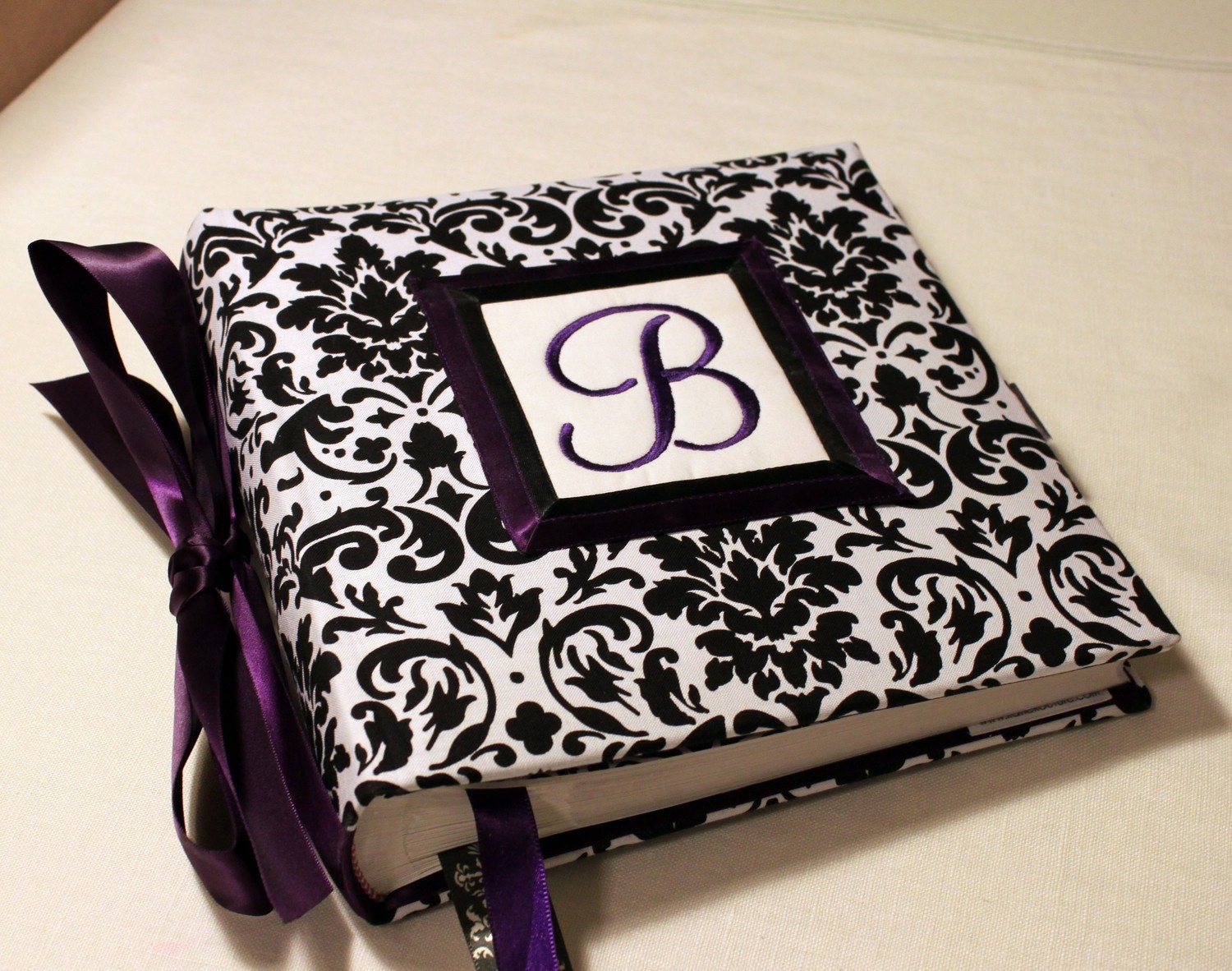 Ready to SHIP-Monogrammed White and Black Damask Recipe Album With 20 Custom Recipe cards and File tabs