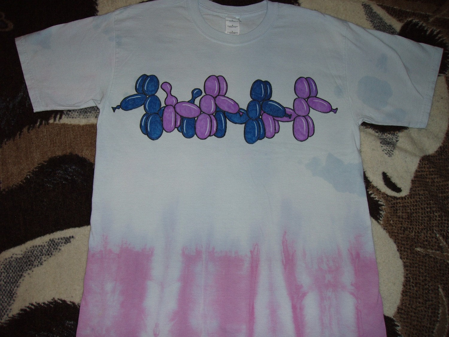 Balloon Dog T-shirt, Adult Size Large