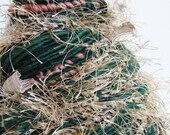 Hand Spun Art Yarn - GANDHARI - 122 yds - 150 gm