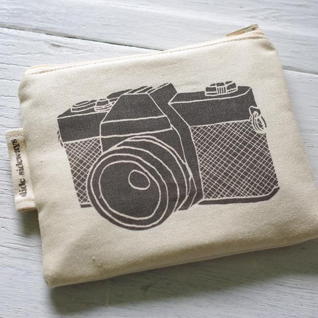 cotton zip pouch - Friends of Film
