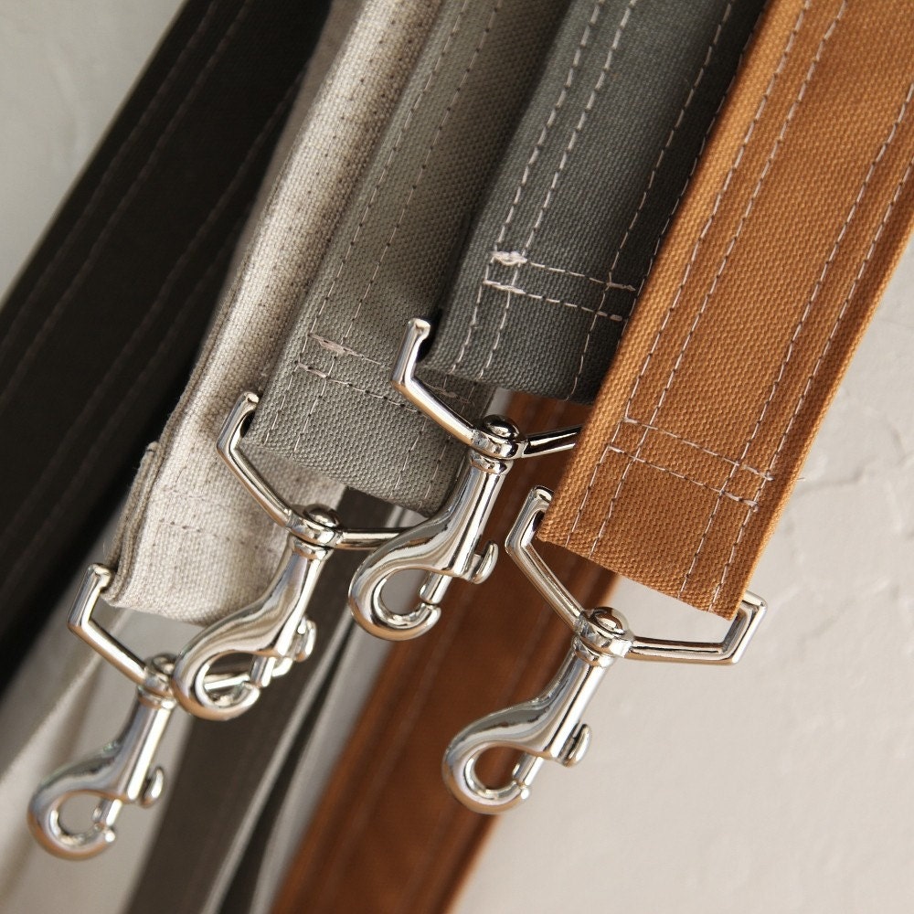 Detachable, Adjustable Strap