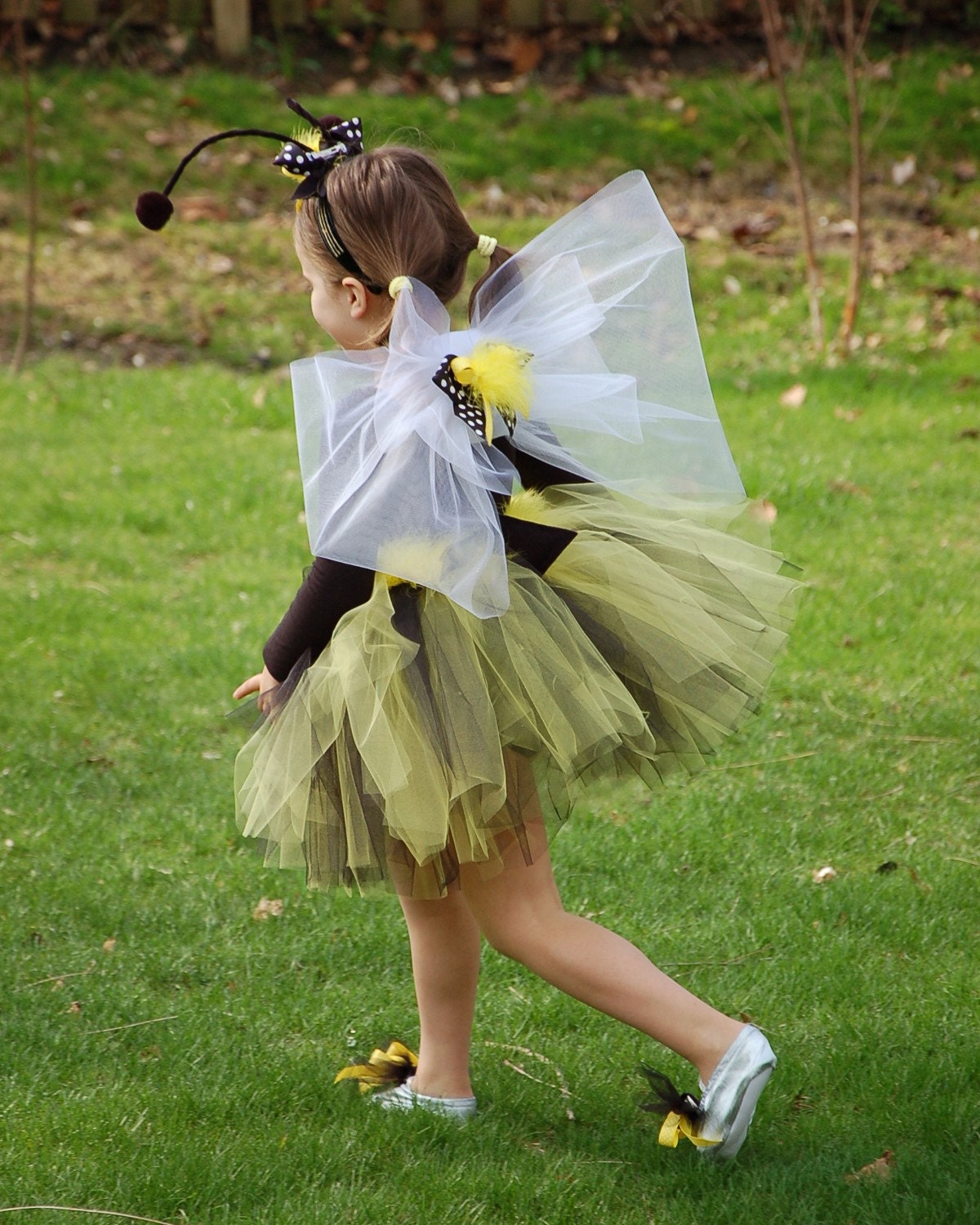 Bumble Bee Coustume