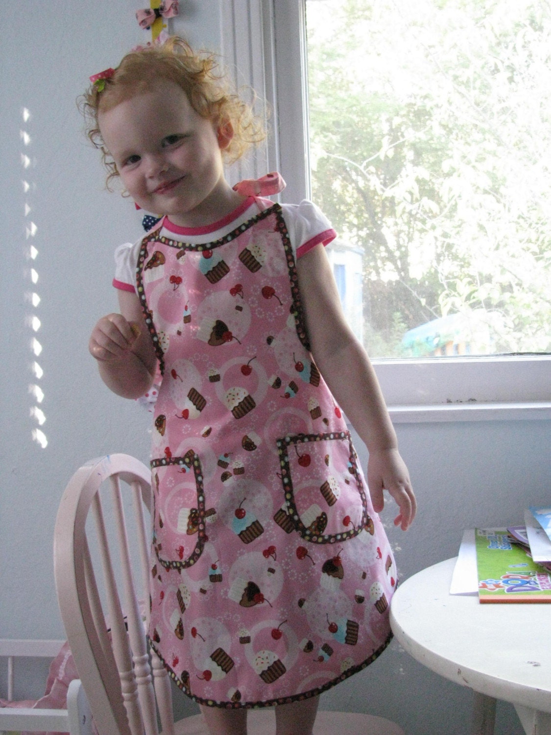 Retro Style Full Apron for Kids -- Cupcakes in Pink or blue
