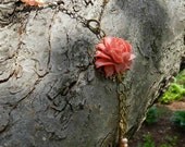 Victorian Rose Magnifying Glass Necklace / THE BOTANIST