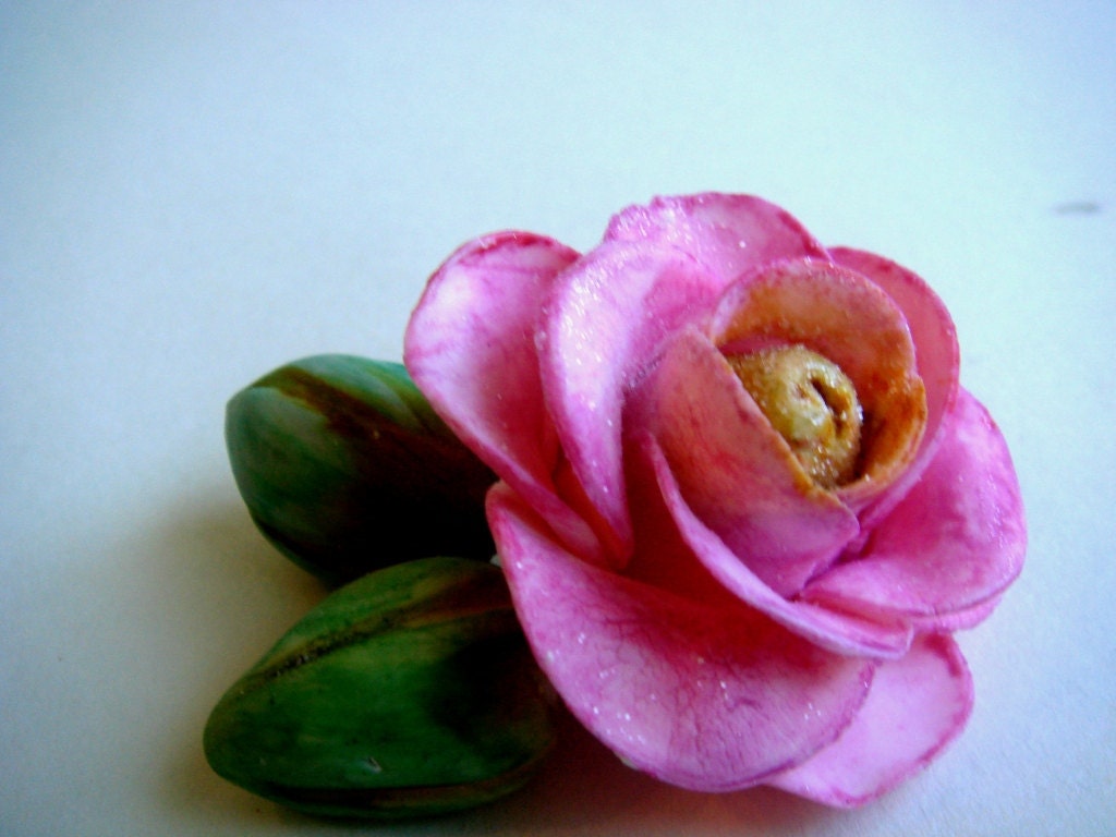 Pink Rose and Green Rose Buds- Cluster of Three Gumpaste Flowers