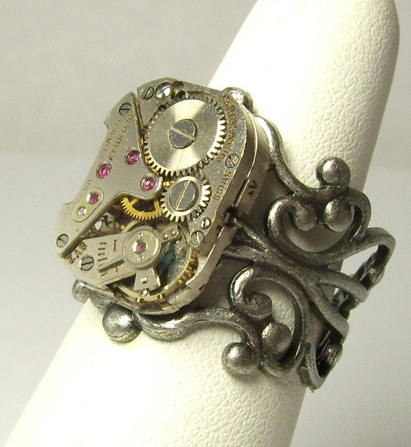 Antique Silver Vintage 17 Jewel Rectangle Watch Movement Gothic Neo Victorian Steampunk Ring (A152)