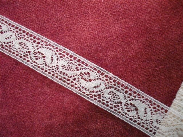 Vintage Narrow Lace -Beige - 10 foot Skein (1VBL)