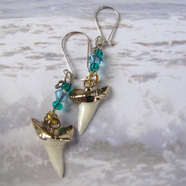 Earrings Shark teeth