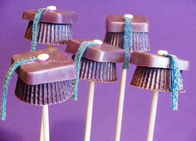 Graduation Cap Cake Pops