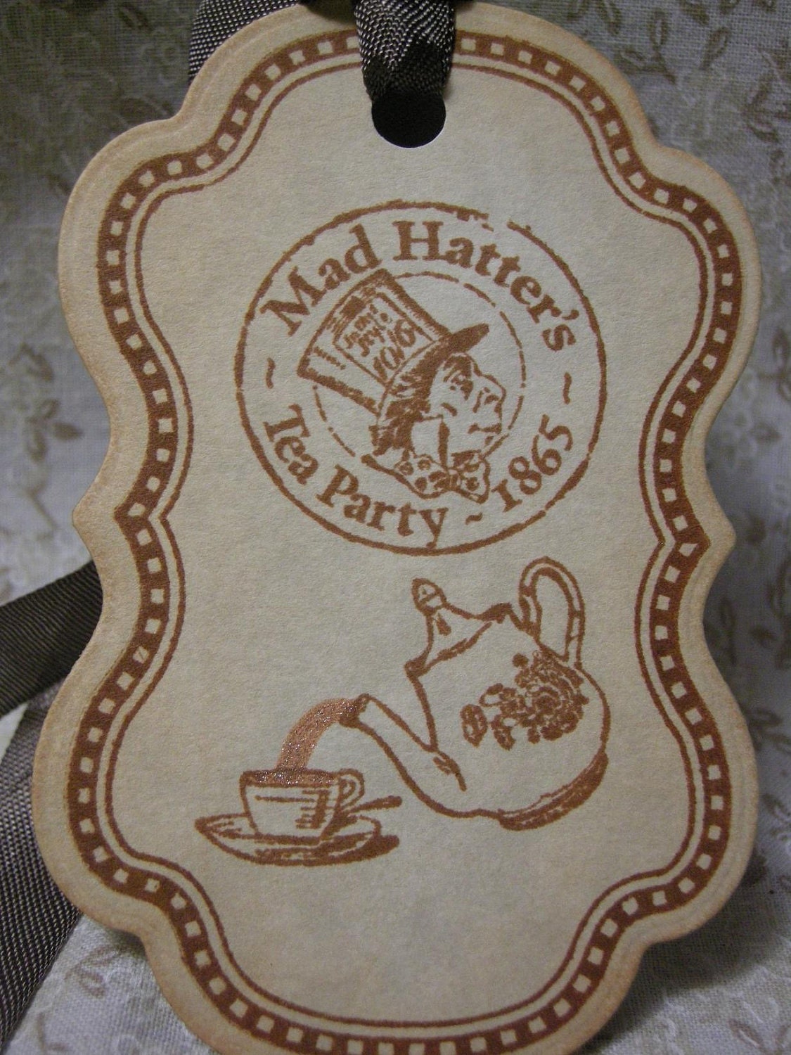Alice in Wonderland Gift Tag - Mad Hatter Tea Version 2 - hang tag, ephemera, bookmark tag, fantasy, fairy tale, party - Set of 5