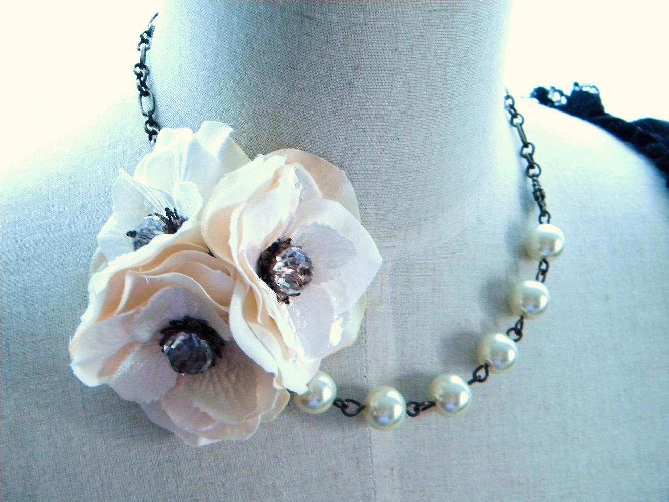 Off White Bridesmaid Wedding Jewelry Bridesmaid Necklace - The Mimi