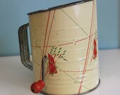 Beautiful Deco 1940's Flour Sifter  - Antique