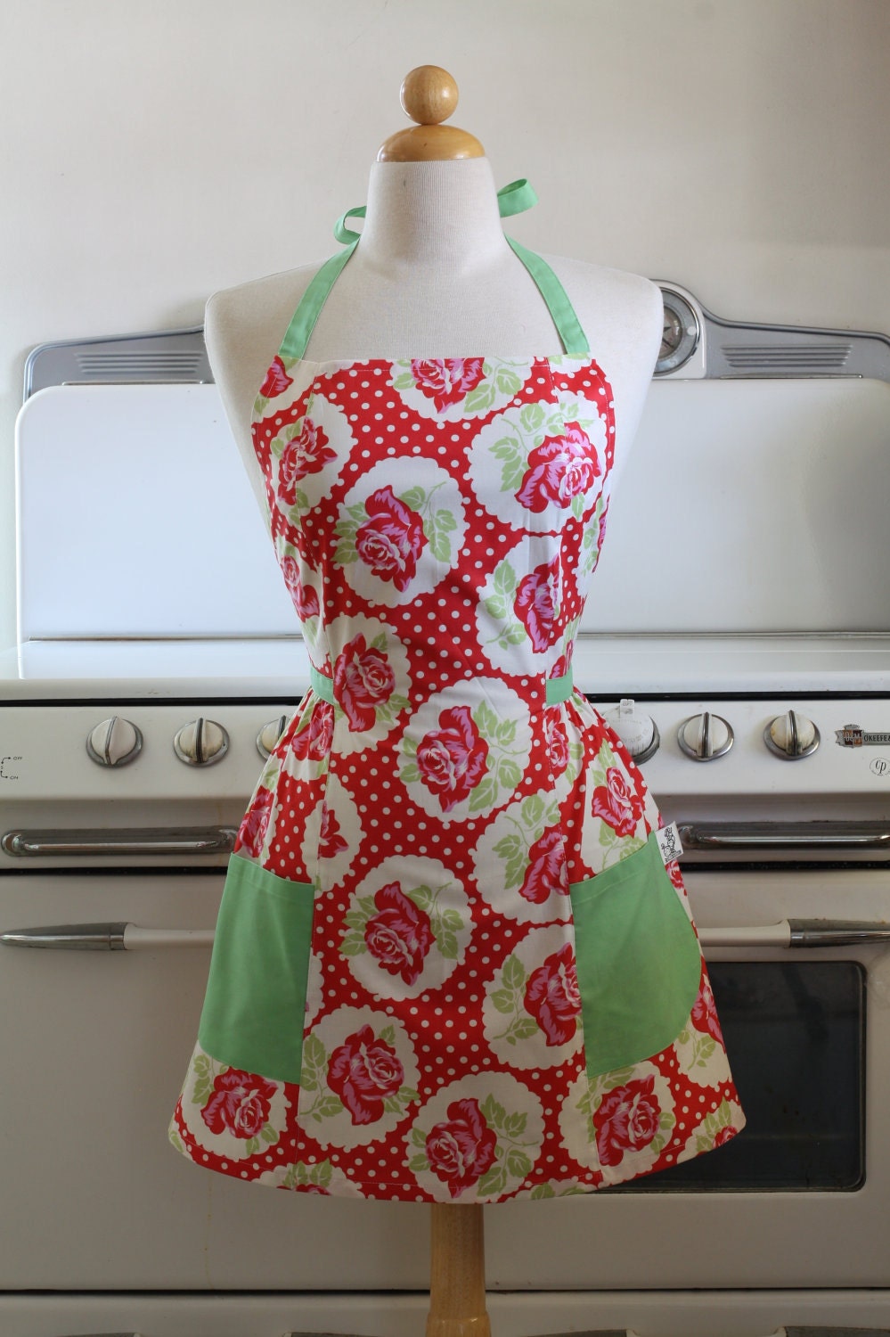 Retro Apron Red Vintage Rose