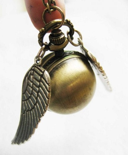 Harry Potter Enchanted Golden Snitch Ball WATCH locket with Double Sided  Silver Wings