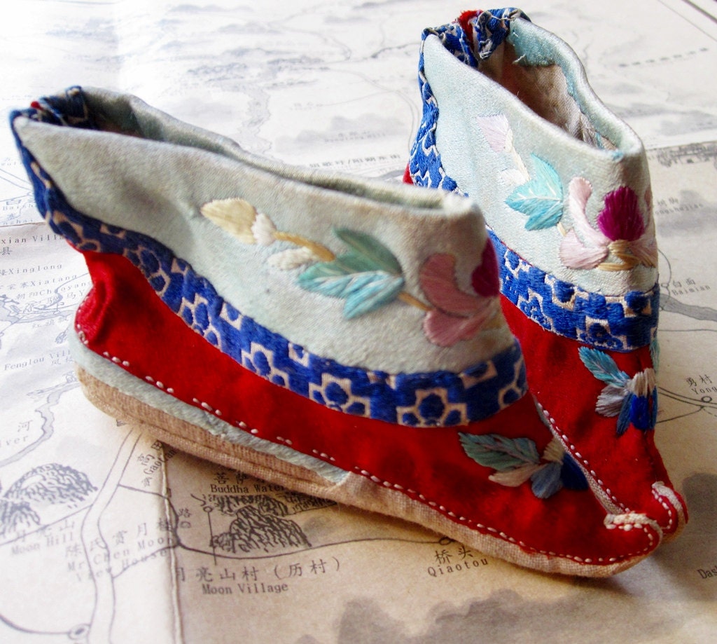 Antique Chinese Shoes for Baby Girl