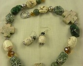 Turquoise Magnesite Chunky Handmade Necklace Green Tan