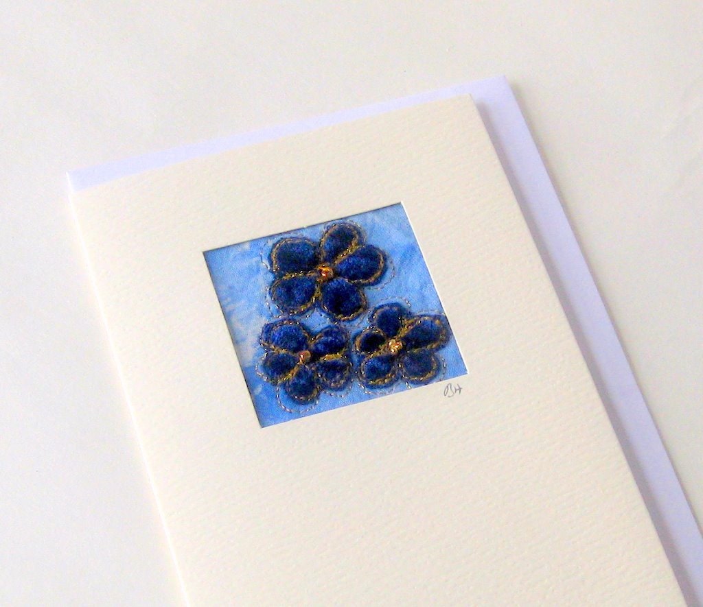 Card blue velvet 3 beaded small flowers handmade