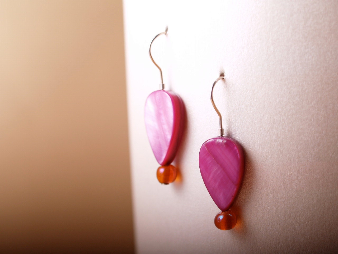 Hot Hot Hot pink earrings of mother of pearl and Czech glass