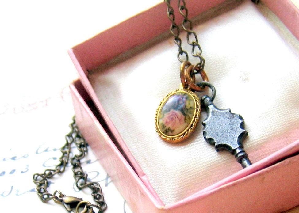 Simple and True Vintage Clock Key Necklace