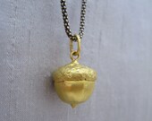 Gold Acorn Pendant 18 karat Pin Oak