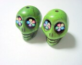 Bright Color Flower Eyes Green Howlite Skull Beads