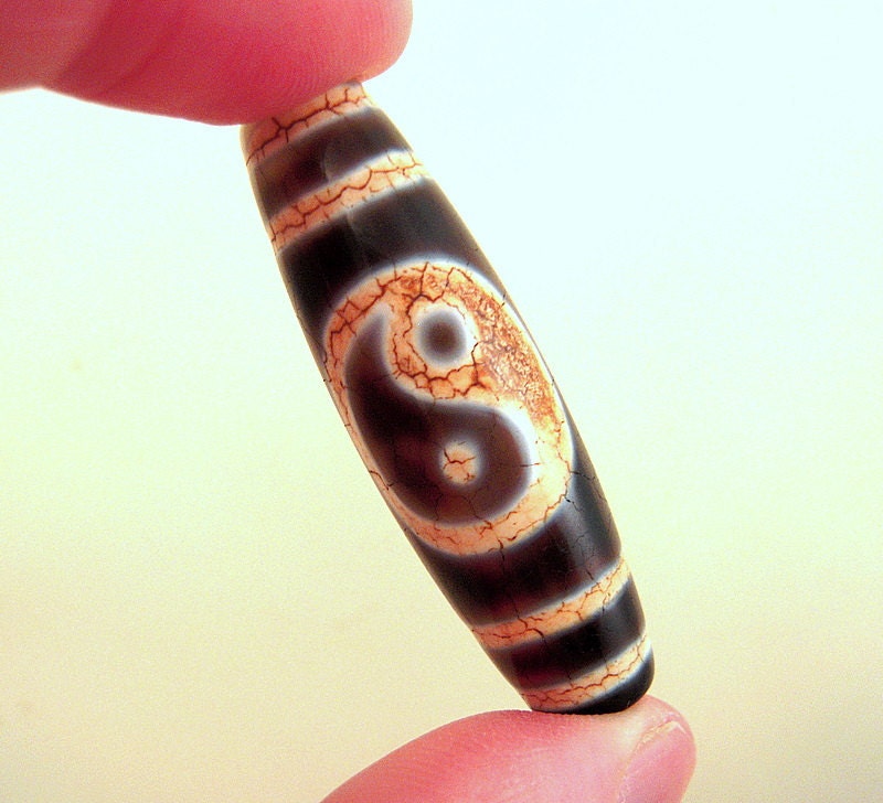 dZi Style Brown Quartz Agate Bead with Etched Yin Yang Pattern, EXTRA Large
