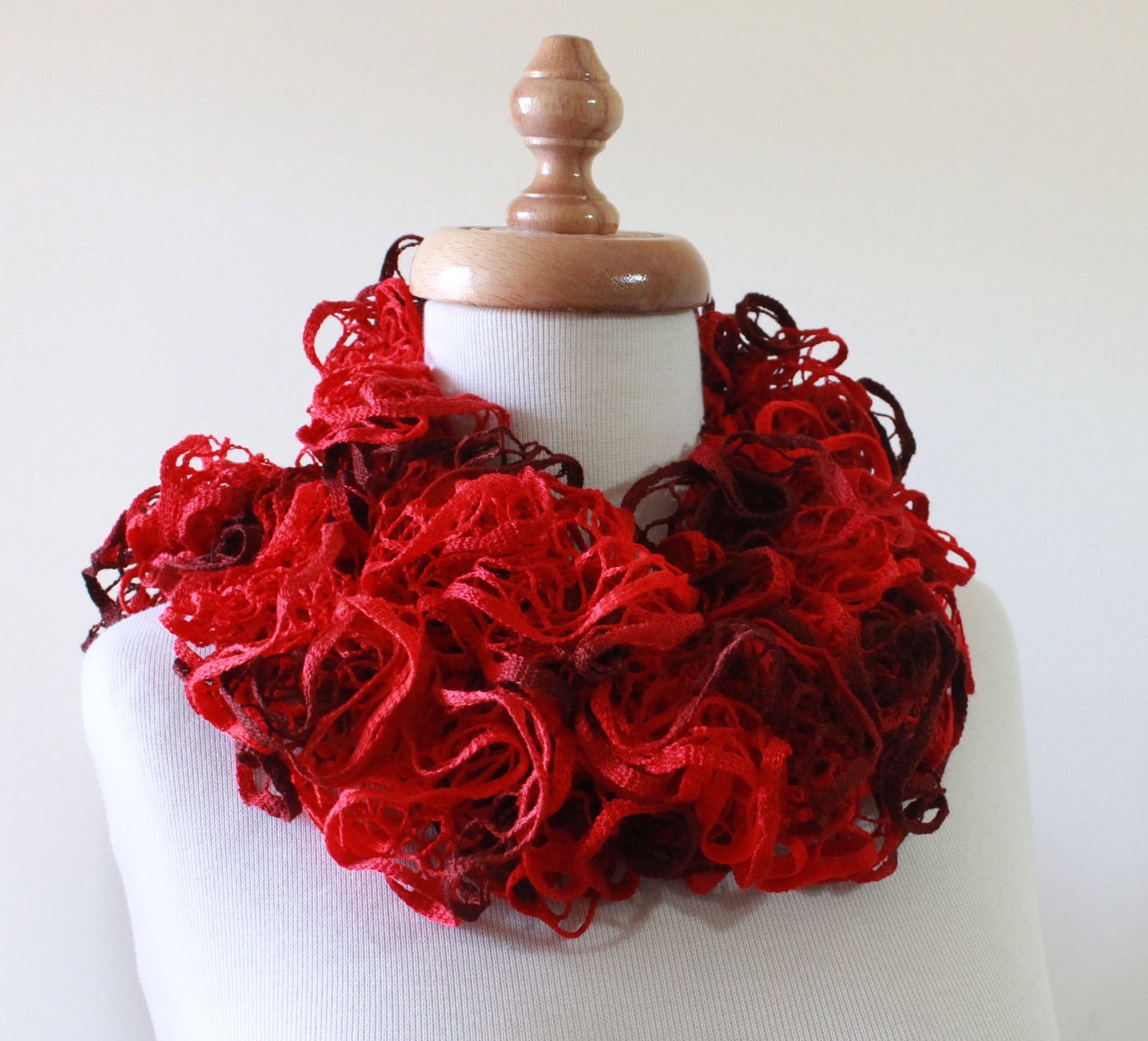 Red Colors Ruffle Fashion Scarf / Pretty and Sweet Knitting Handmade / Gift For Her / Spring Fashion READY TO SHIPPING