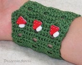 Mushroom Cuff - S/M adjustable - green cotton, red toadstool buttons