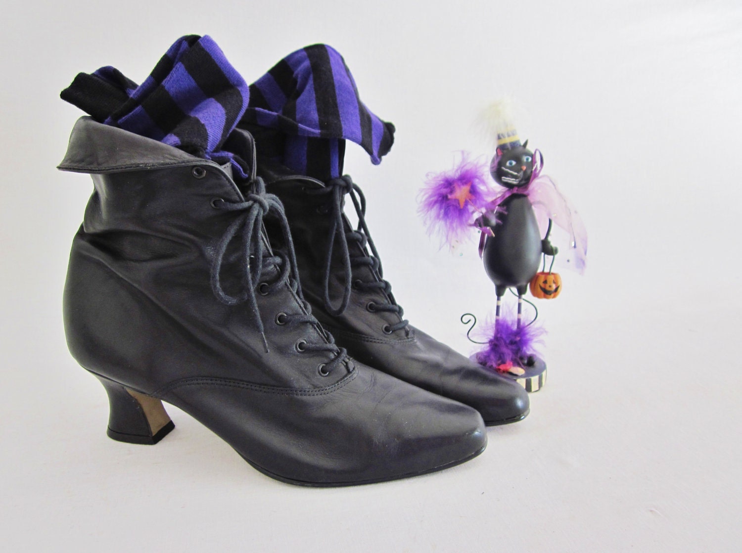 Vintage Granny Boots Halloween Witches Shoes with Purple stripes socks Goth Costume Decor