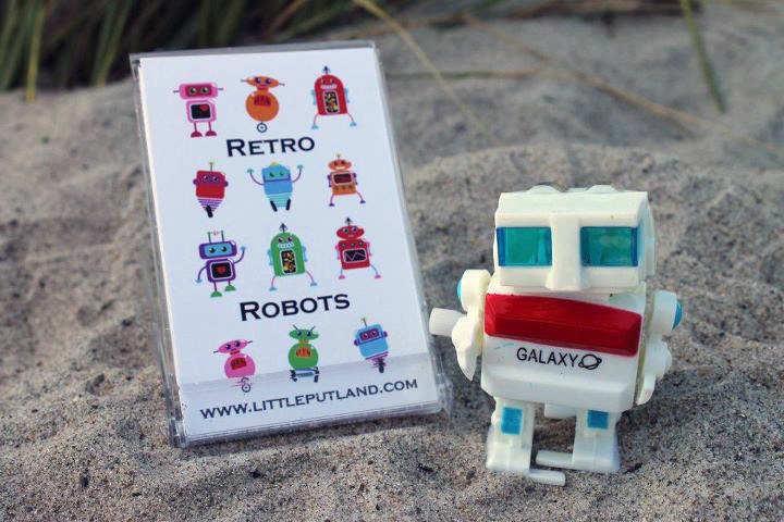 2012 RETRO ROBOTS mini pocket calendar (business card size)