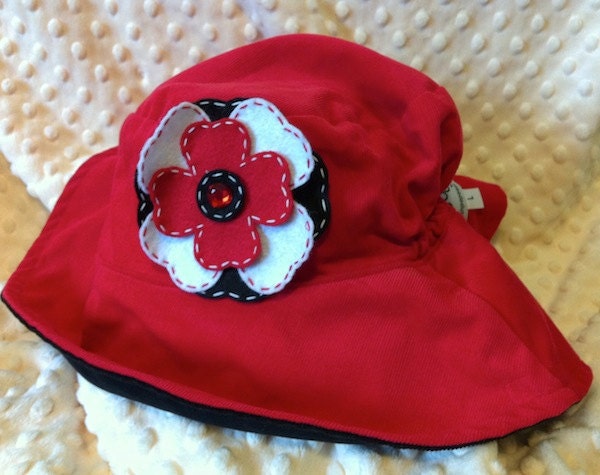 LARGE (ADULT) Corduroy Reversible Sun Hat w/ Applique- Red/ Black