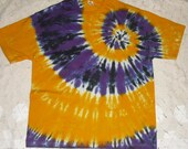 Tie dye XL Mega-spiraled in gold and purple, with a twist of black