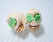 Green and Pink Flower Eyes in Ivory Howlite Skull Beads