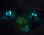 Glowing Cages and Shell Charm Set - Glow in the Dark - Clover13 Handpicked Collection - with Mini Mermaid Magic