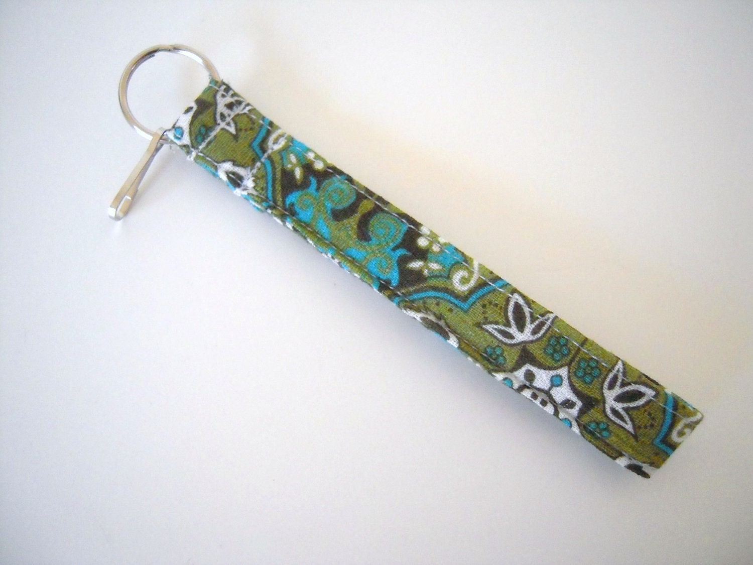 Keychain/Green Flower/Around 7"