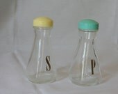 Vintage Set of 2 Pyrex Salt and Pepper Shakers Yellow and Turquoise