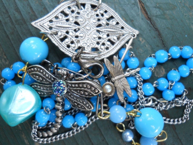 Dragonfly Dreams Vintage Necklace Free Shipping US and Canada