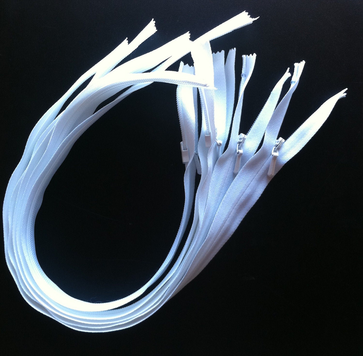 20 Inch INVISIBLE Zippers YKK 10 Pieces Color 501 WHITE