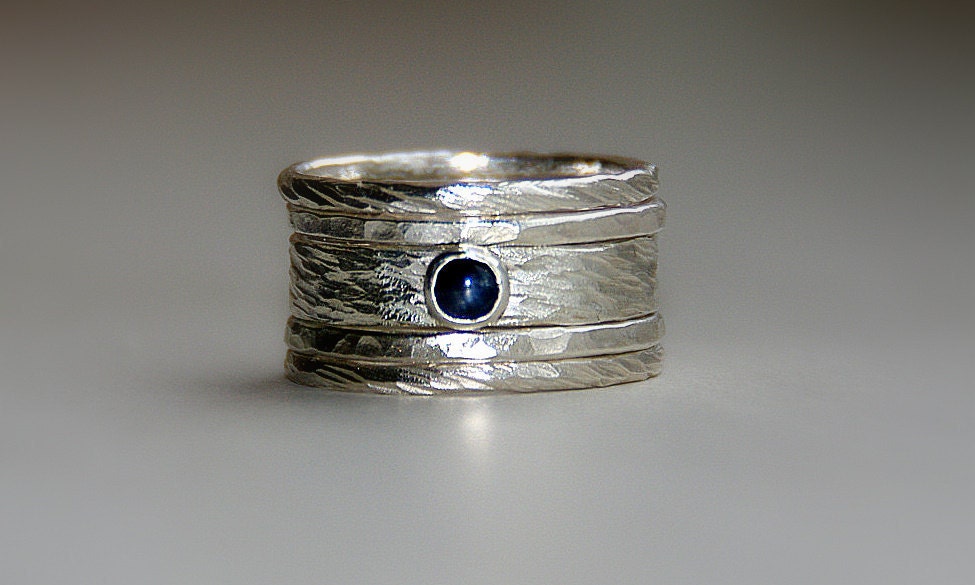 Sarah rustic wedding set with blue sapphire in sterling silver stackable rings - saphire engagement ring / September birthstone ring