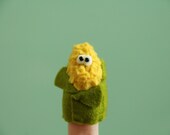 Corn Cob Finger Puppet, Caroline