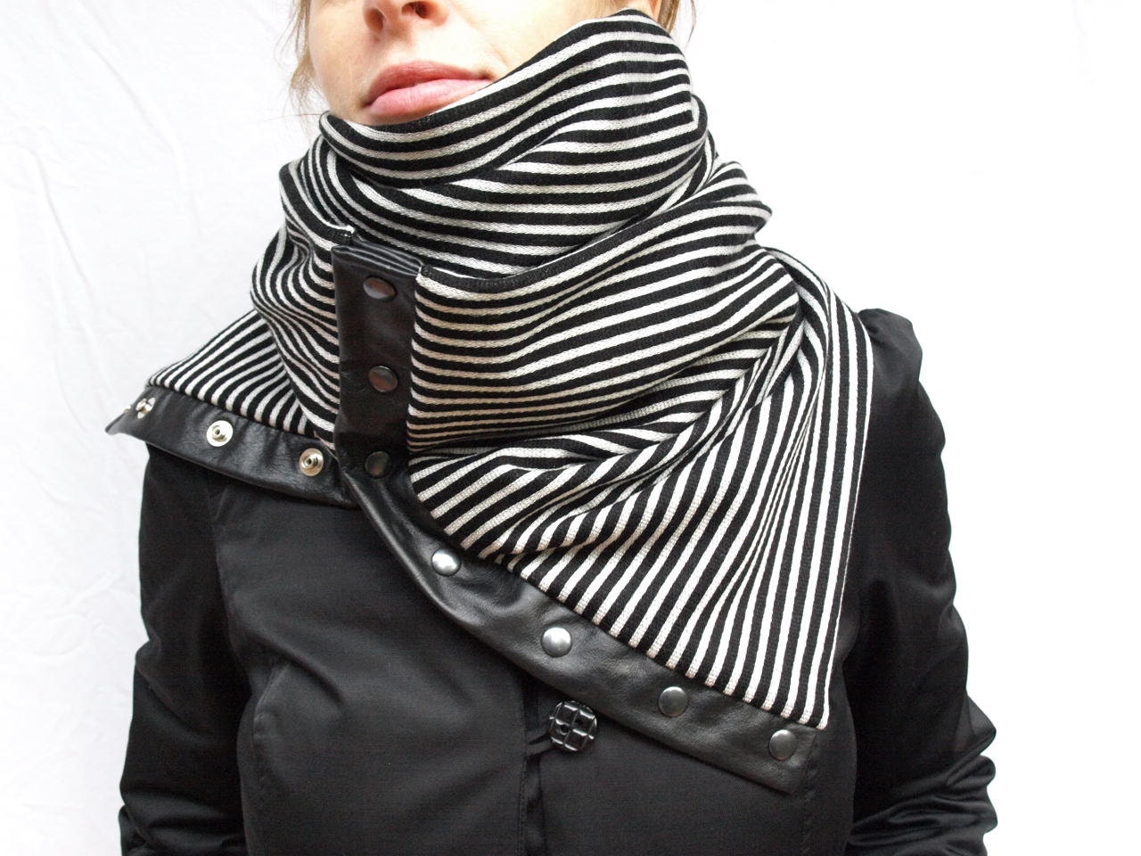 Chunky stripes circular infinity scarf