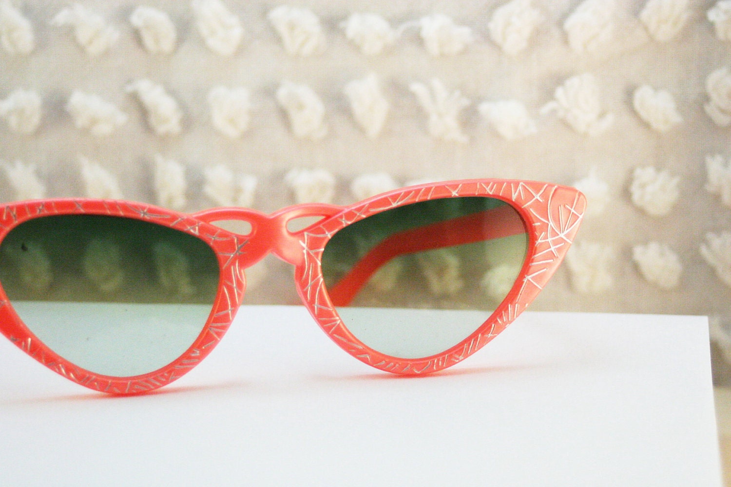 1960's Fluoro Orange Silver Swirl Cat Eye Sunglasses, Green Fade Lens, Non Prescription