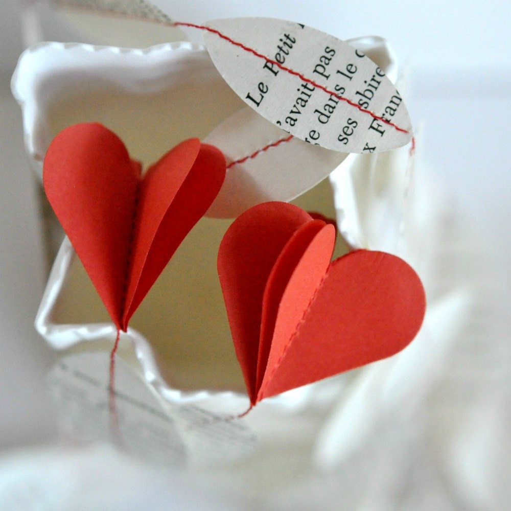 French Poem Leaves and Red Hearts Paper Garland