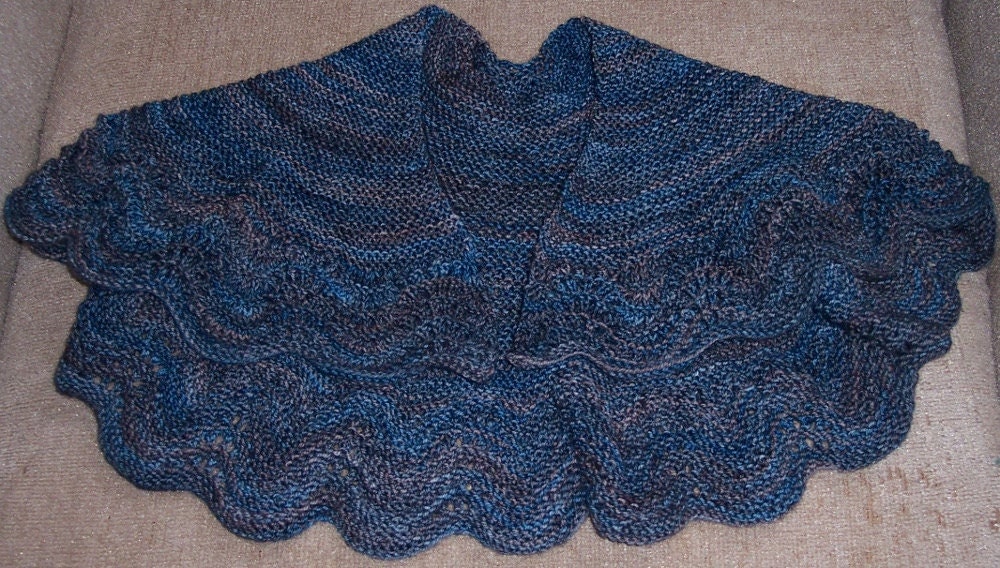 Handknit Little Girl's Shawl, For girl from 4 yrs to 8 yrs., Wool, Blue