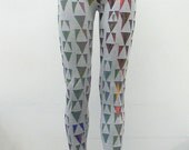 Technicolour Aztec Triangle Leggings on Grey Heather