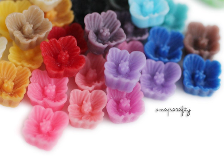 20pc tiny sakura blossom flatback cabochons for gluing to earrings and charms, 7mm