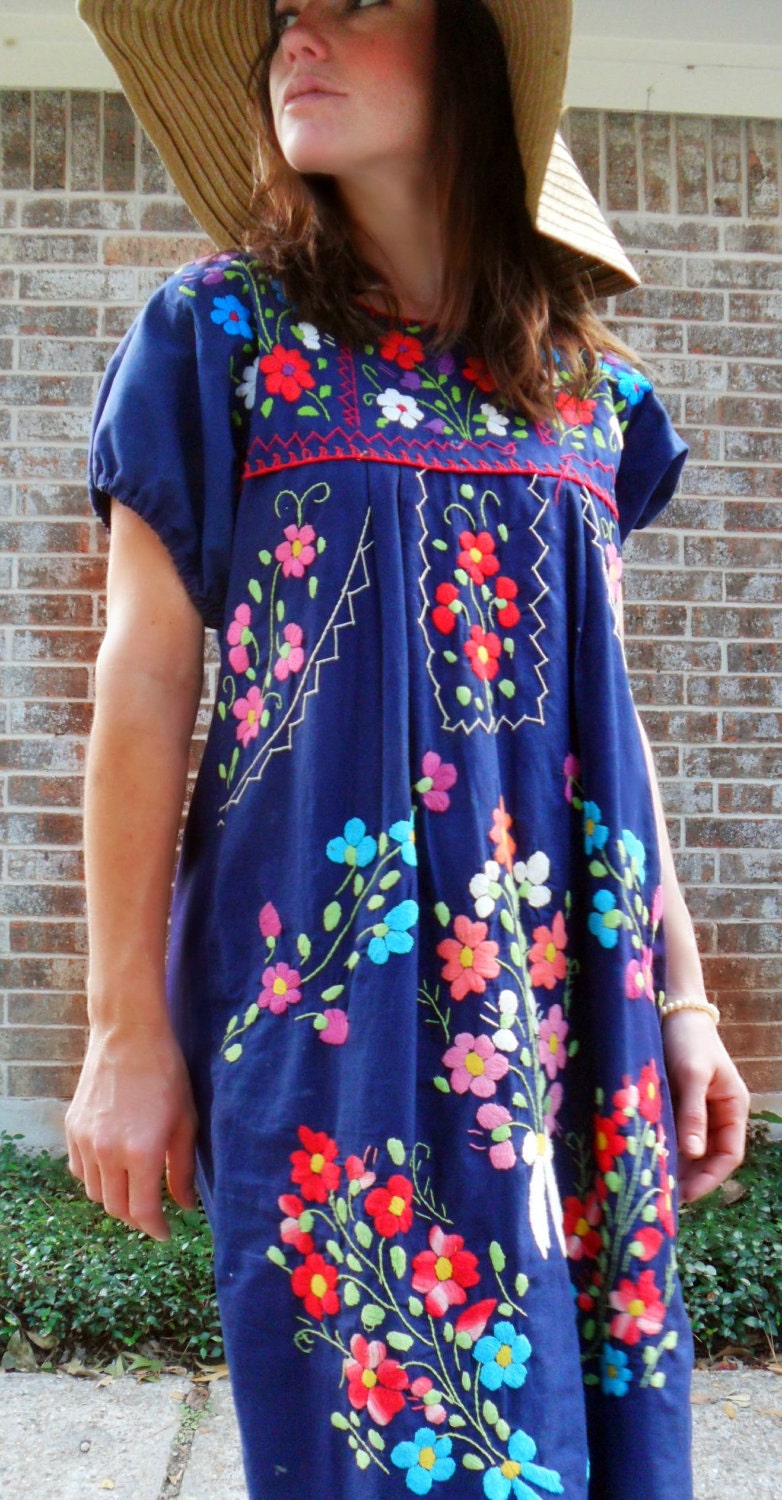 1960s vintage boho NAVY FLORAL mexican embroidered DRESS